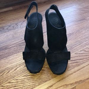 Vince Camuto Gevara wedge